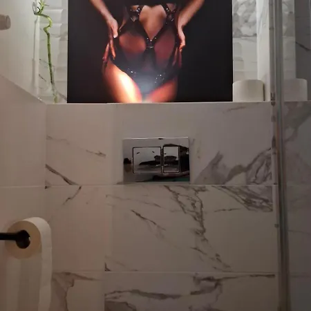 アパート Bdsm Lalka Milosci ヴロツワフ